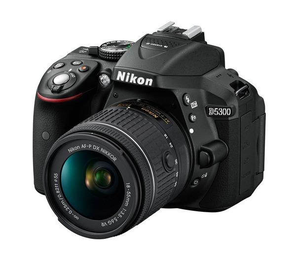 D5300 kamera med AF-P DX NIKKOR 18-55 mm f / 3.5-5.6G VR objektiv